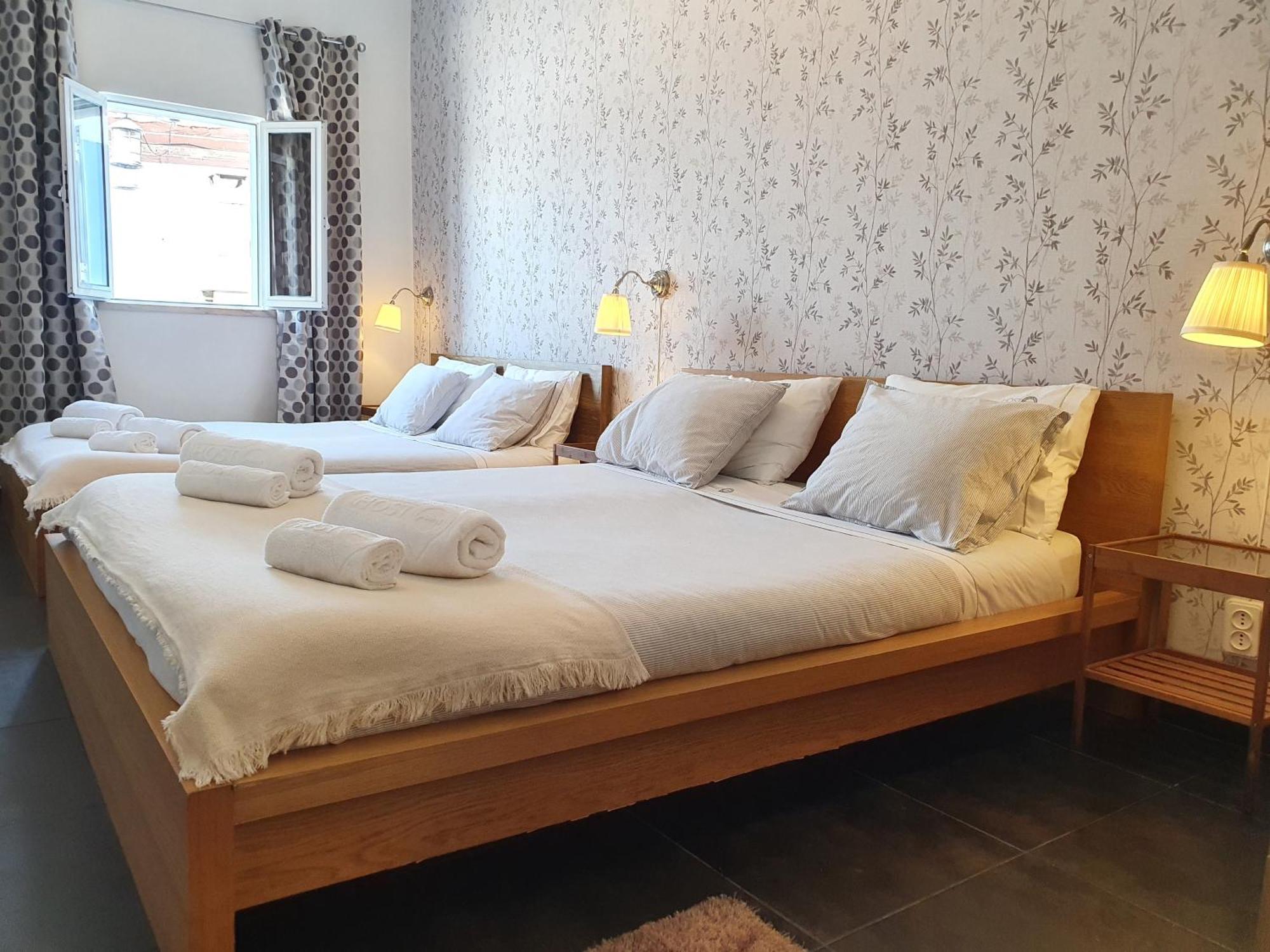 Moradia Familiar Piscina 5Min Praia By Host-Point Charneca  Exterior foto