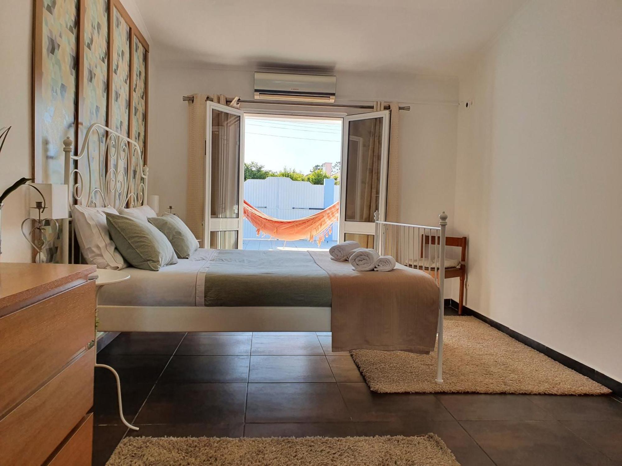Moradia Familiar Piscina 5Min Praia By Host-Point Charneca  Exterior foto